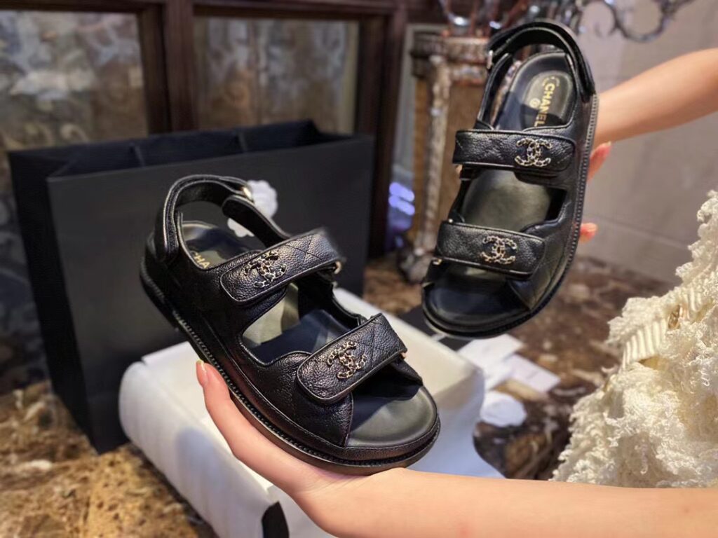 해피샵 샤넬 CC 로고 벨크로 샌들 홍콩팩토리 hkfactory2