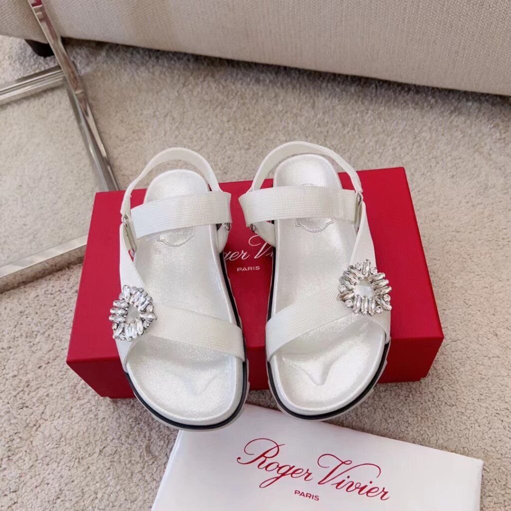 로로피아나 샌들 홍콩팩토리 hkfactory2.com