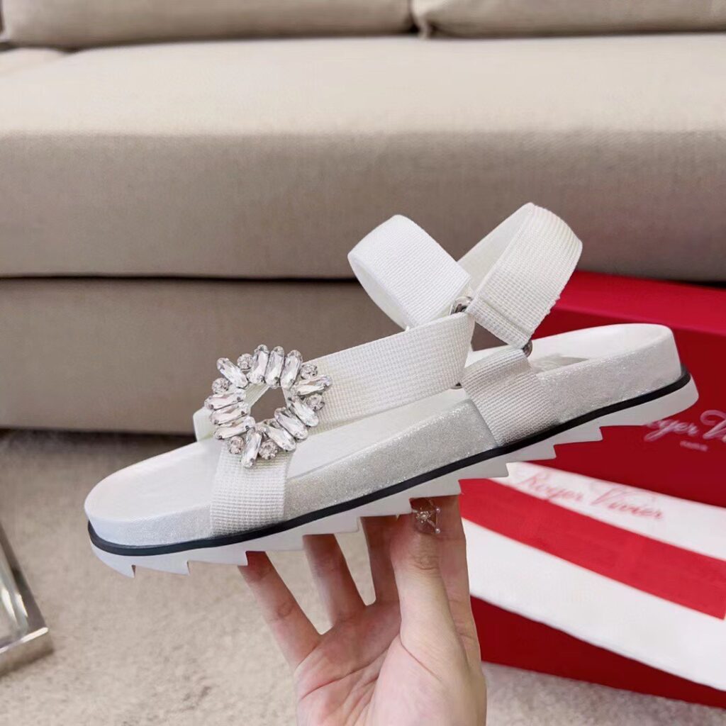 로로피아나 샌들 홍콩팩토리 hkfactory2.com