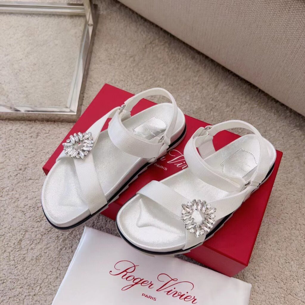 로로피아나 샌들 홍콩팩토리 hkfactory2.com