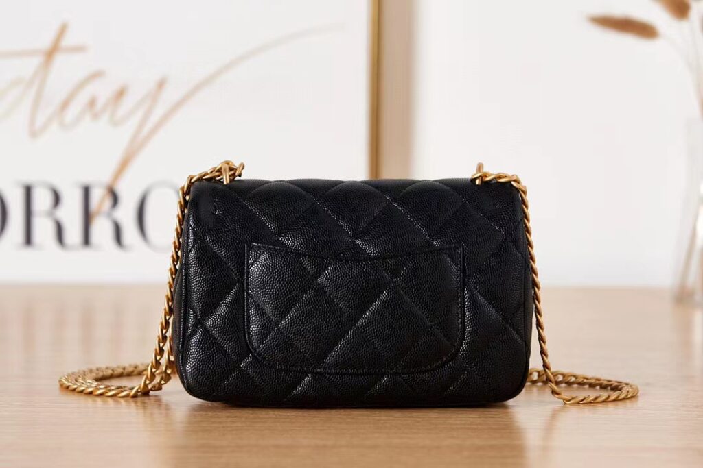 샤넬 골드볼 클래식 팬더샵 홍콩팩토리 hkfactory2.org