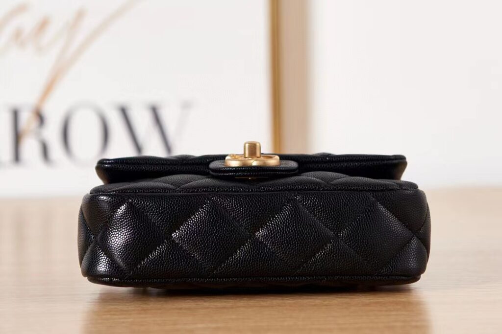 샤넬 골드볼 클래식 팬더샵 홍콩팩토리 hkfactory2.org