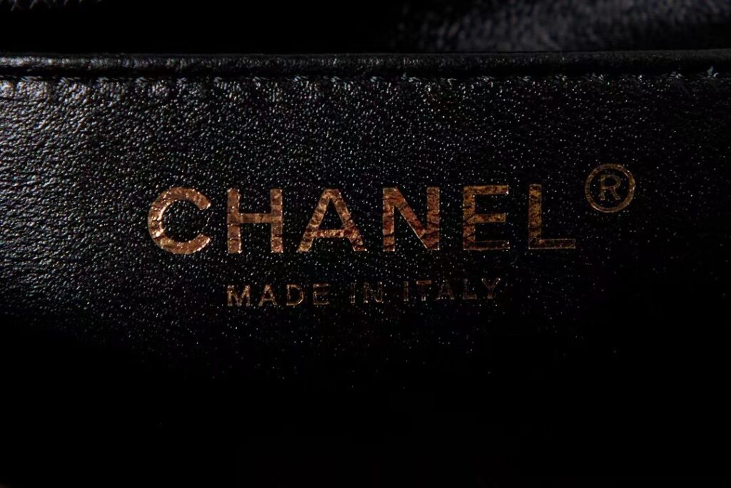 샤넬 골드볼 클래식 팬더샵 홍콩팩토리 hkfactory2.org