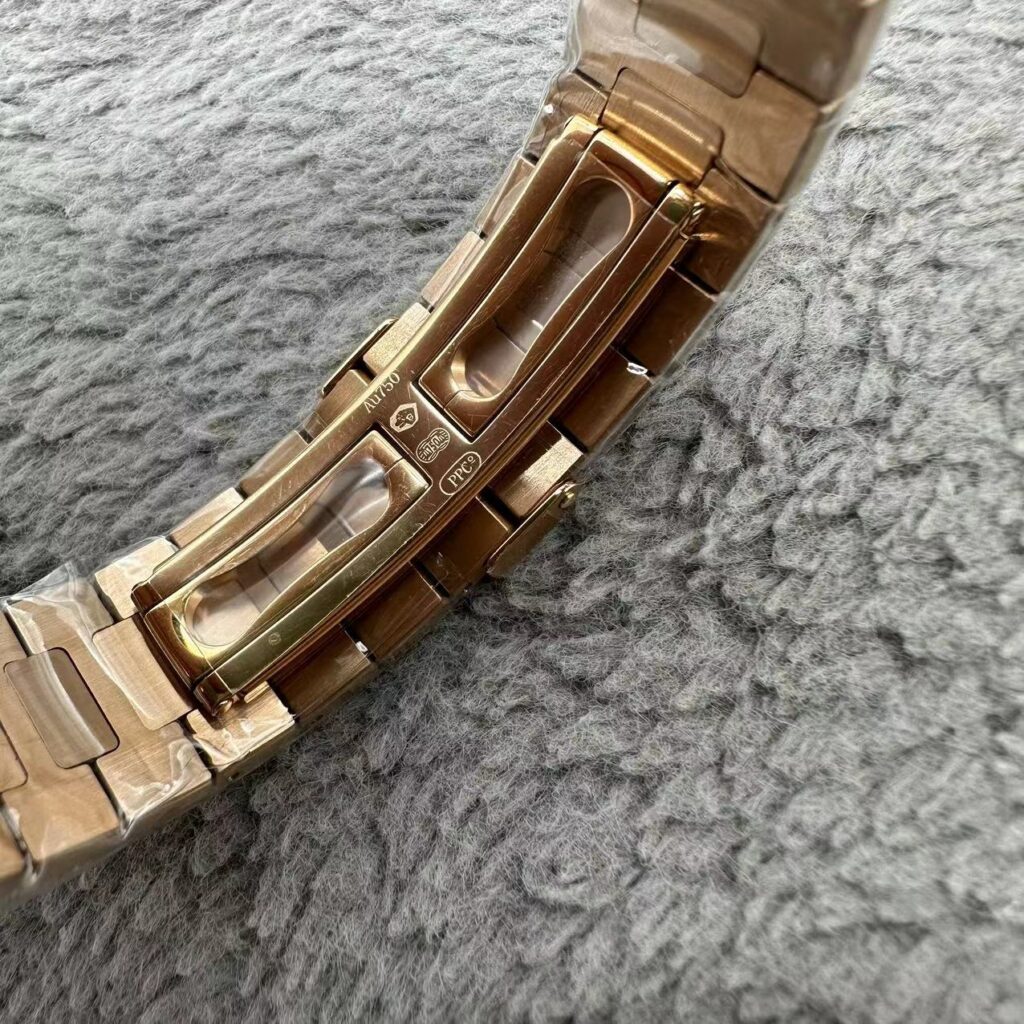 파텍필립(Patek Philippe) 노틸러스(Nautilus) 발송전 고객확인컷 홍팩 홍콩팩토리 hkfactory2.org