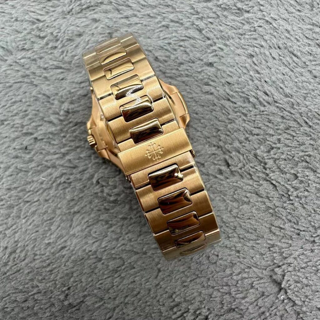 파텍필립(Patek Philippe) 노틸러스(Nautilus) 발송전 고객확인컷 홍팩 홍콩팩토리 hkfactory2.org