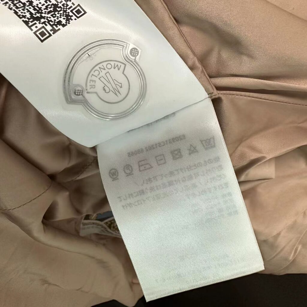 몽클레어 패딩 발송전 고객확인컷 홍팩 홍콩팩토리 hkfactory2.org
