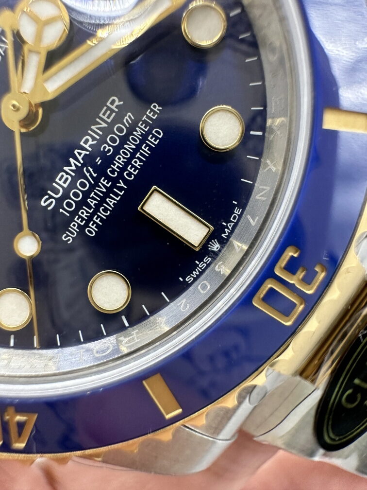 로렉스 클린 CLEAN 서브마리너 청콤 41MM Rolex Submariner Date Steel & Yellow Gold 126613LB Blue Dial