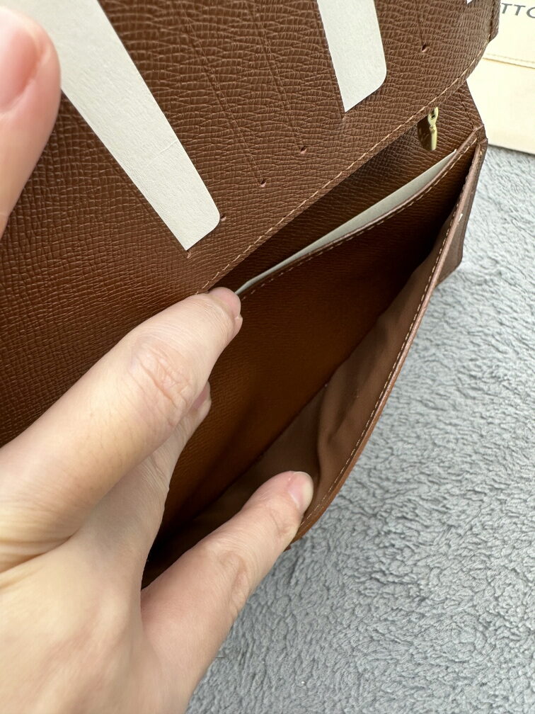 루이비통 브라짜 모노그램 장지갑 M66540 발송전 고객확인컷 매장출고가 280위안- 홍콩팩토리