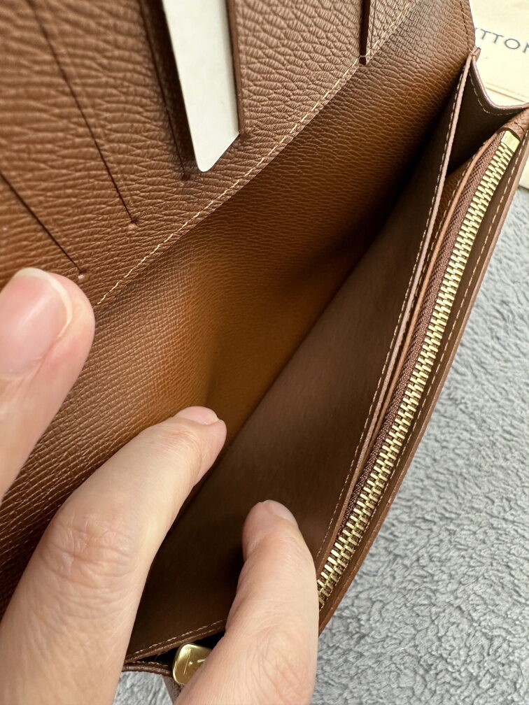 루이비통 브라짜 모노그램 장지갑 M66540 발송전 고객확인컷 매장출고가 280위안- 홍콩팩토리