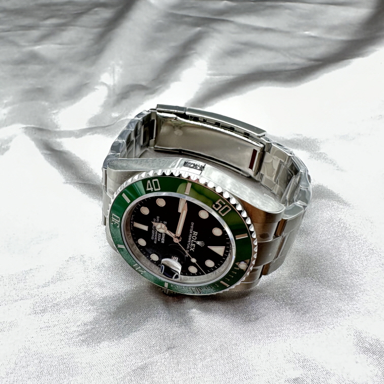 ROLEX 로렉스 서브마리너 41mm 126610LV 스틸 데이트 그린 스타벅스 VS 클린 매장출고가  홍콩팩토리