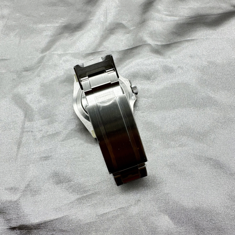 ROLEX 로렉스 서브마리너 41mm 126610LV 스틸 데이트 그린 스타벅스 VS 클린 매장출고가 홍콩팩토리