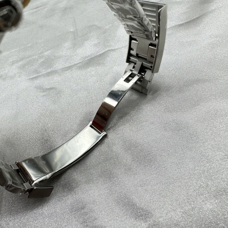 ROLEX 로렉스 서브마리너 41mm 126610LV 스틸 데이트 그린 스타벅스 VS 클린 매장출고가 홍콩팩토리