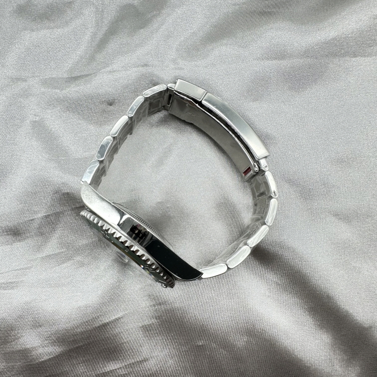 ROLEX 로렉스 서브마리너 41mm 126610LV 스틸 데이트 그린 스타벅스 VS 클린 매장출고가 홍콩팩토리