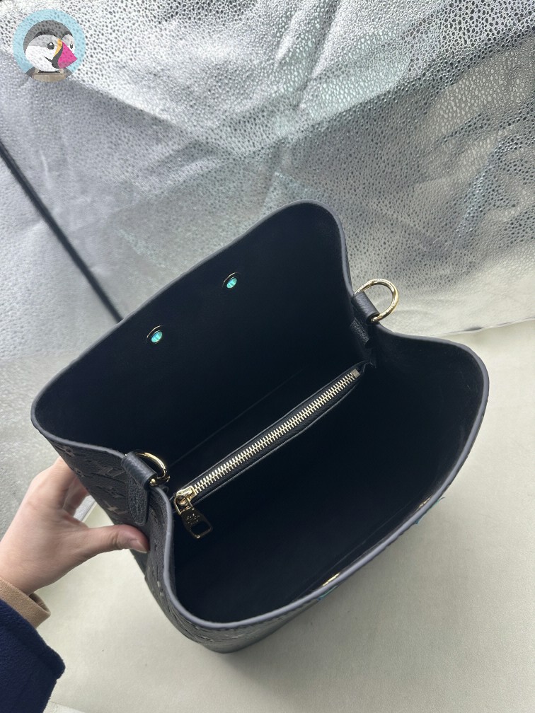 루이비통(LOUIS VUITTON) 네오노에 M45256 M45306 앙프레트 블랙 버킷백 숄더백 발송전 고객확인컷 홍콩팩토리