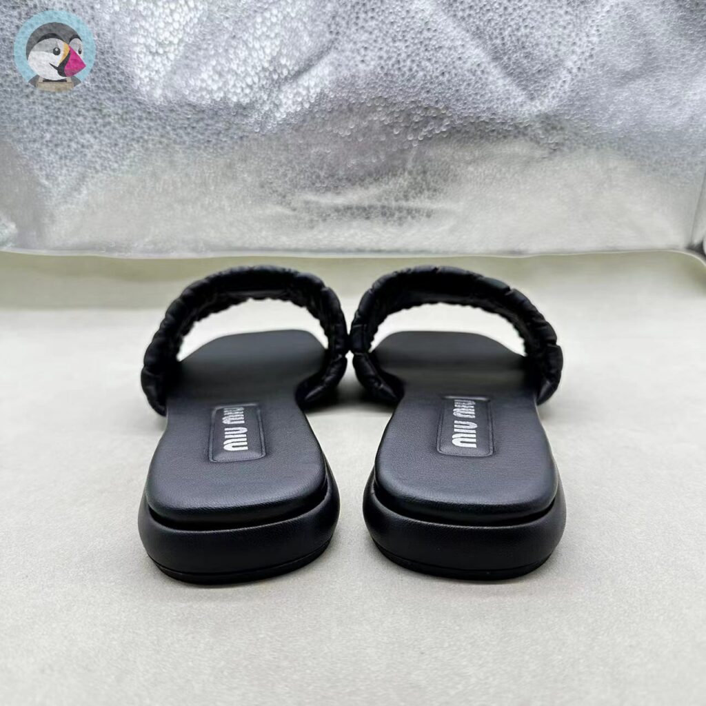 미우미우 마테라쎄 나파 레더 슬라이드 88T F098L 5XX605 발송전 고객확인컷 홍콩팩토리 hkfactory2