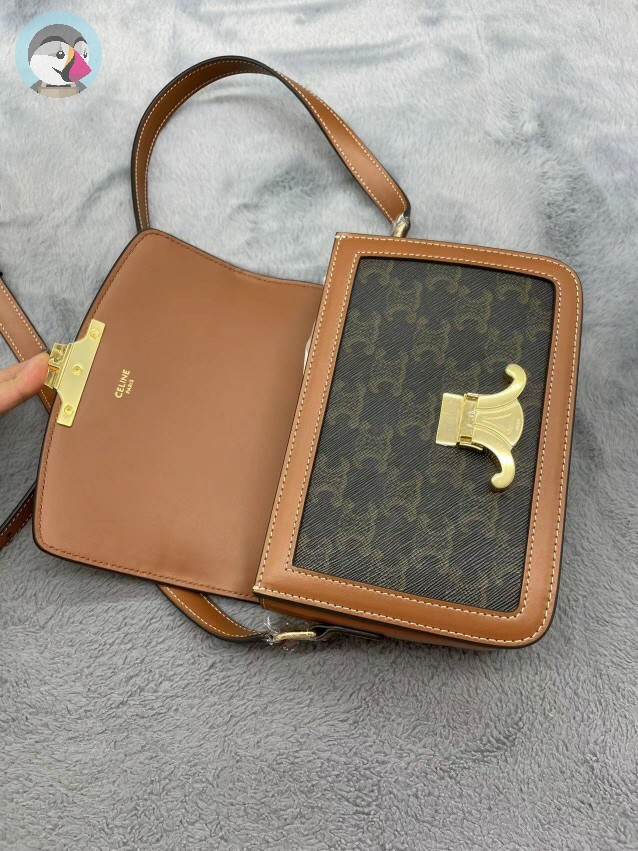 셀린느(CELINE) 클래식 트리오페 캔버스 숄더백 발송전 고객확인컷 홍콩팩토리