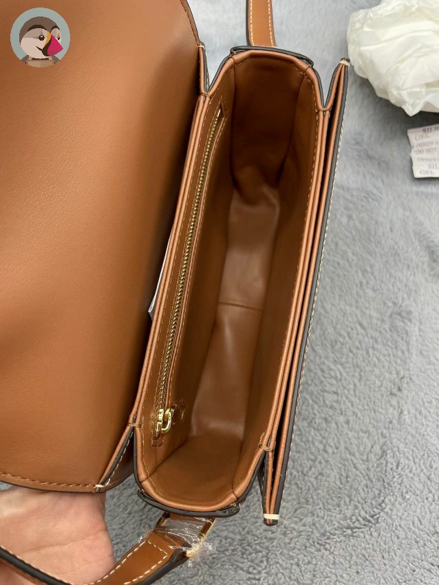 셀린느(CELINE) 클래식 트리오페 캔버스 숄더백 발송전 고객확인컷 홍콩팩토리