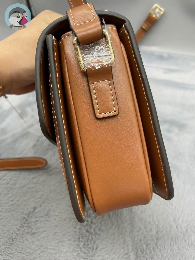 셀린느(CELINE) 클래식 트리오페 캔버스 숄더백 발송전 고객확인컷 홍콩팩토리