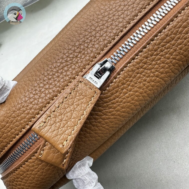 프라다(PRADA) 가죽 탑 핸들백 숄더 스트랩 발송전 고객확인컷 홍콩팩토리