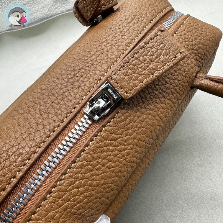 프라다(PRADA) 가죽 탑 핸들백 숄더 스트랩 발송전 고객확인컷 홍콩팩토리