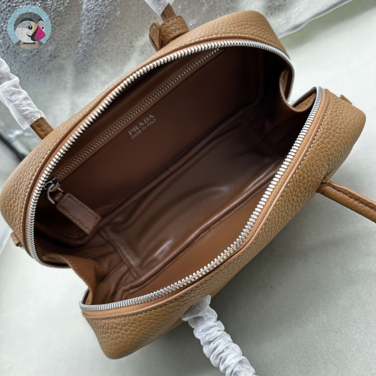프라다(PRADA) 가죽 탑 핸들백 숄더 스트랩 발송전 고객확인컷 홍콩팩토리