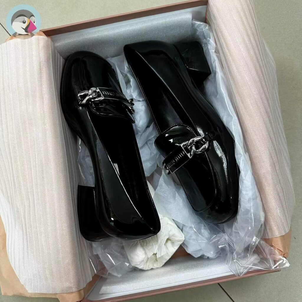 해피샵 미우미우(MIU MIU) 페이던트 로고펌프스 로퍼 구두 5D951D 069 홍콩팩토리