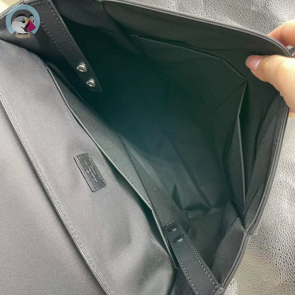 루이비통(Louis vuitton) 패스트라인 직장인 백팩 M21367 발송전 고객확인컷 홍콩팩토리 hkfactory2