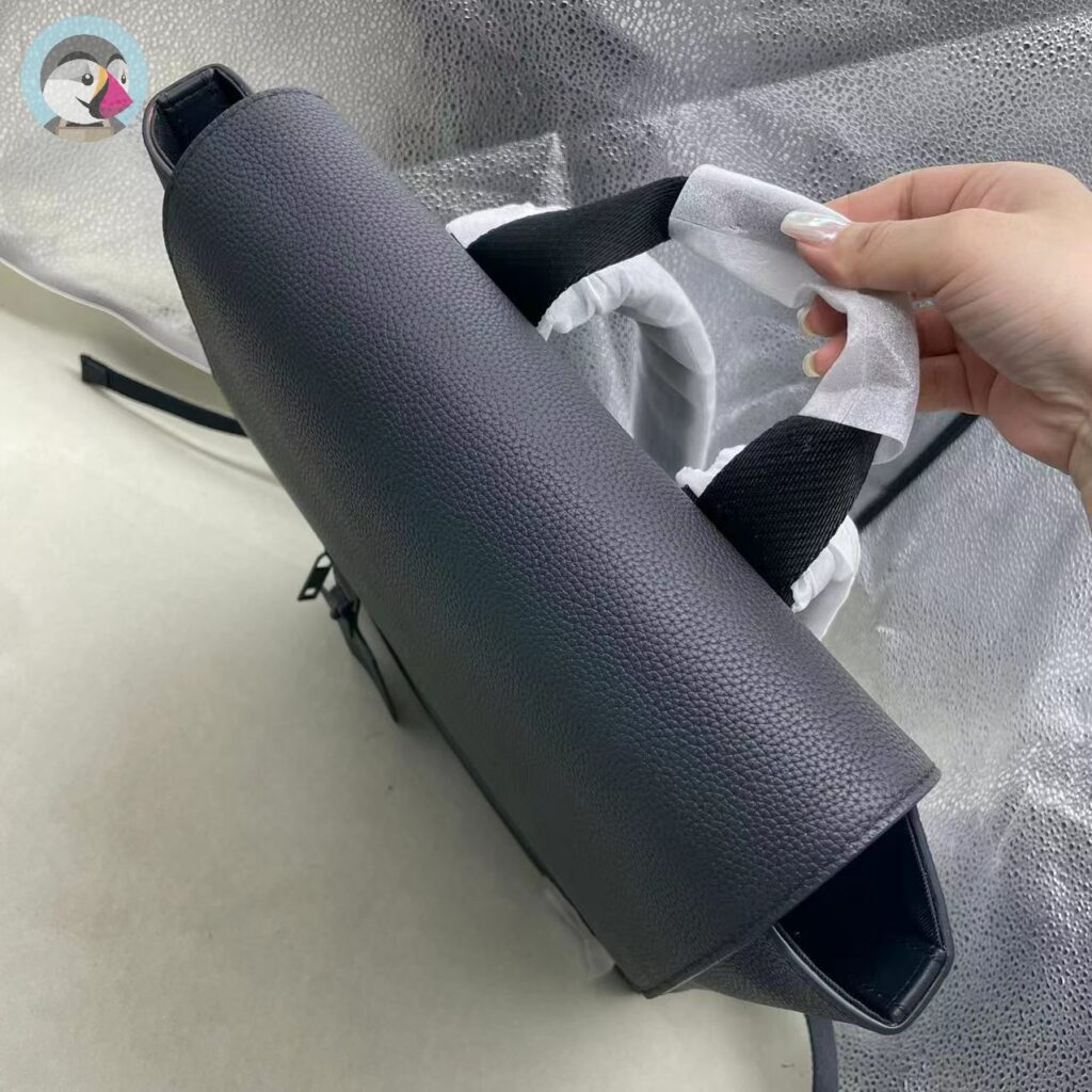 루이비통(Louis vuitton) 패스트라인 직장인 백팩 M21367 발송전 고객확인컷 홍콩팩토리 hkfactory2