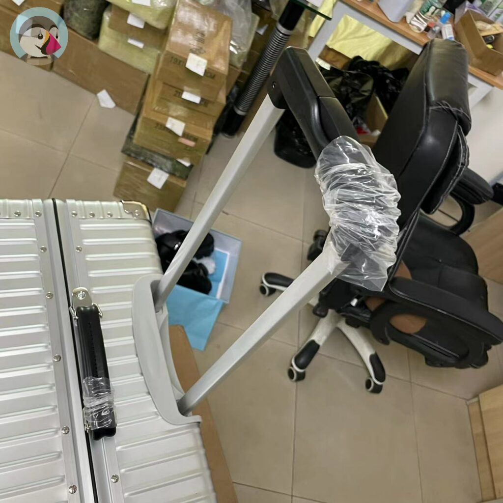 리모와 캐리어 발송전 고객확인컷 홍콩팩토리 hkfactory2
