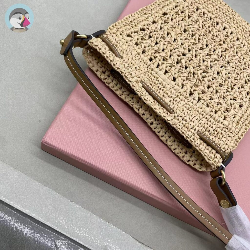 미우미우 라피아 우븐 패브릭 토드백 베이지 발송전 고객확인컷 홍콩팩토리