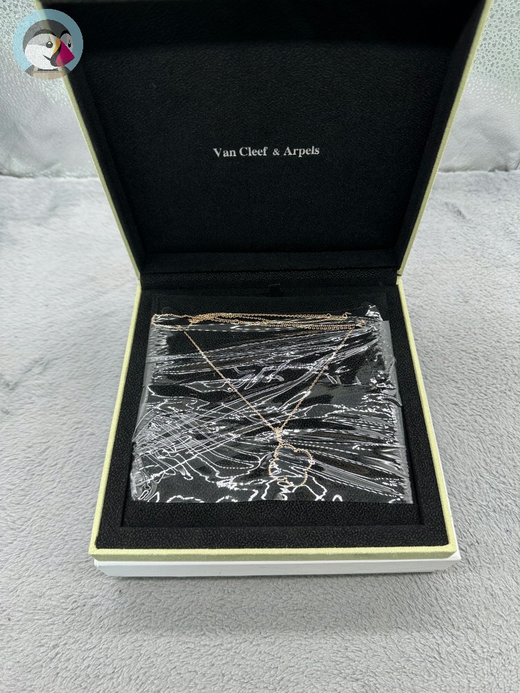 모모매장 반클리프 아펠 목걸이 발송전 고객확인컷 홍콩팩토리