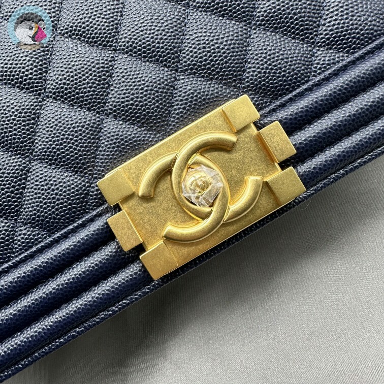 팬더샵 샤넬 보이백 캐비어 미듐 발송전 고객확인컷 홍콩팩토리