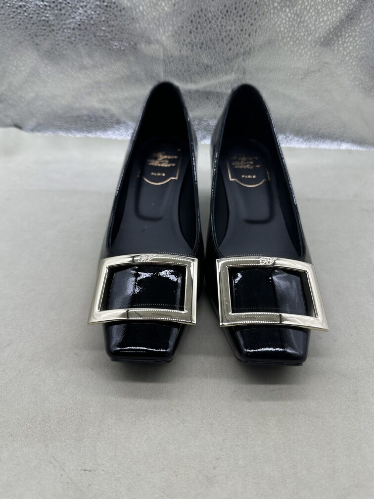 로저비비에 트럼펫 메탈 버클 펌프스 발송전 고객확인컷 홍콩팩토리