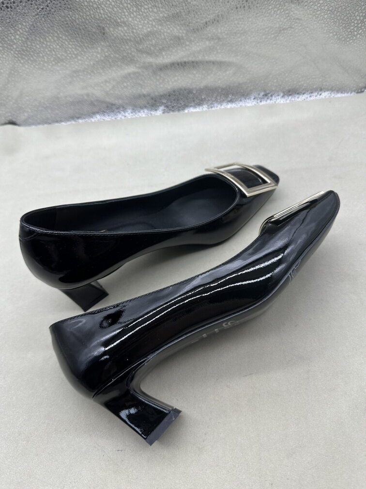 로저비비에 트럼펫 메탈 버클 펌프스 발송전 고객확인컷 홍콩팩토리