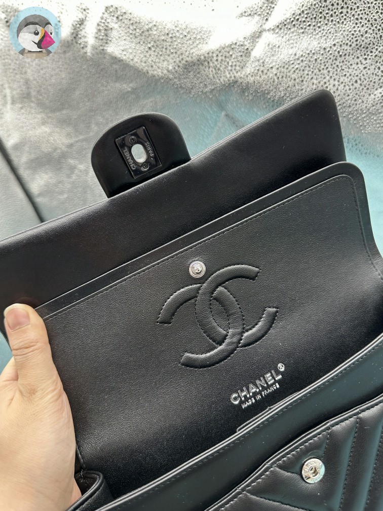 지존샵 샤넬 클래색 쉐브론 플랩백 램스킨 미듐 25CM 발송전 고객확인컷 홍콩팩토리