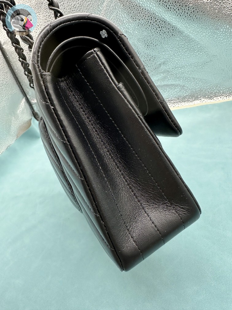 지존샵 샤넬 클래색 쉐브론 플랩백 램스킨 미듐 25CM 발송전 고객확인컷 홍콩팩토리