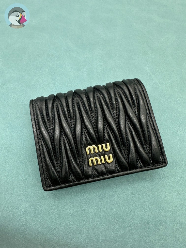 미우미우(MIU MIU)마테라쎄 가죽 지갑 발송전 고객확인컷 홍콩팩토리