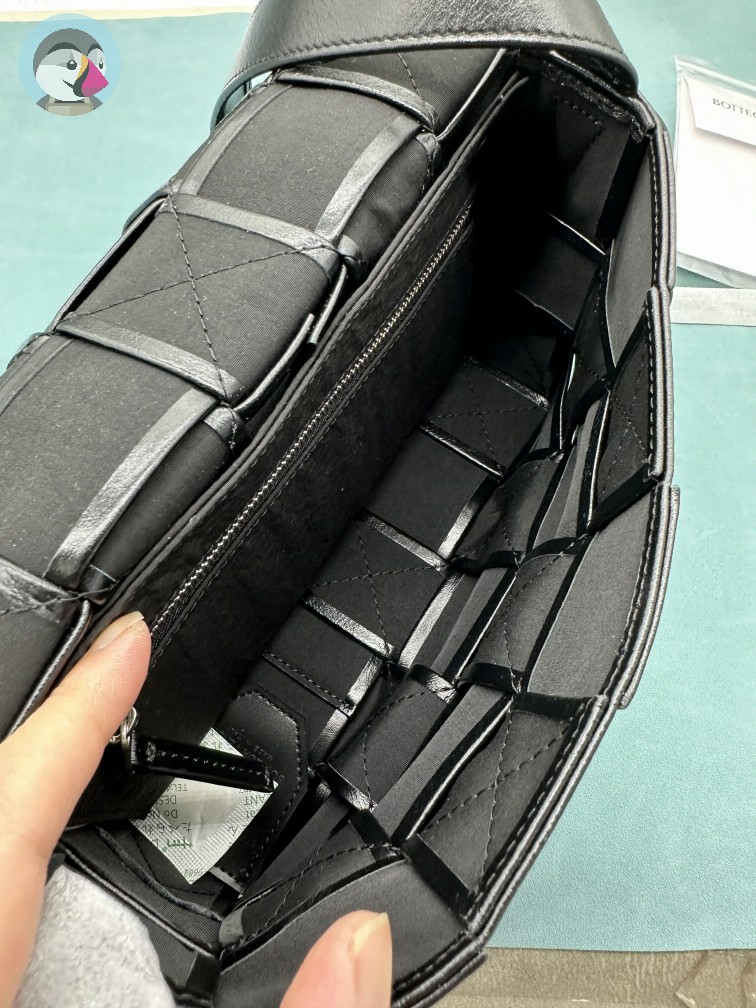 보테가베네타 인트레치아토 카세트백 징댄 발송전 고객확인컷 홍콩팩토리