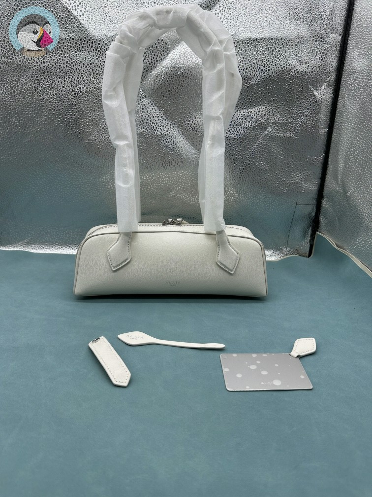 알라이아 르 테켈 숄더백 27CM 발송전 고객확인컷 홍콩팩토리