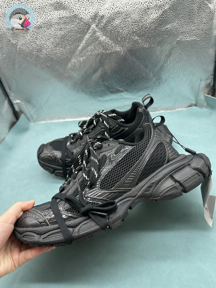 발렌시아가 3XL 스니커즈