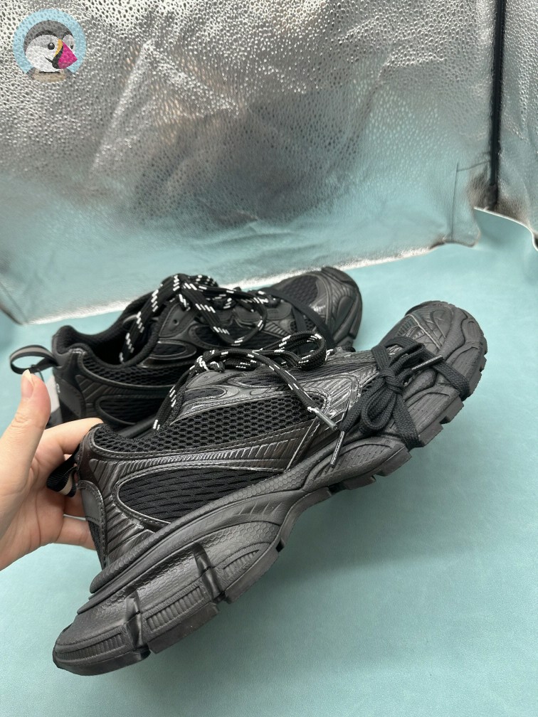 발렌시아가 3XL 스니커즈