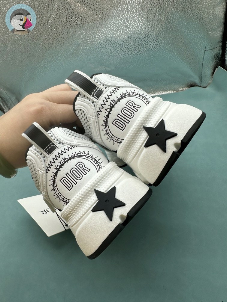 IU매장 디올 크로노 스니커즈